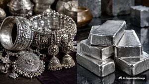 Silver Rate Today: चांदी खरीदने वालों के लिए बड़ी खबर! 30 जून को बदल गए दाम,शॉपिंग से पहले देख लें नया रेट