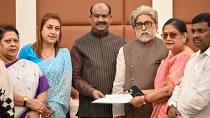 ममता बनर्जी की TMC पर किसका हक? ओम बिरला के फैसले पर टिकी निगाहें, बागियों की पार्टी NCPI का नया 'बॉस' कौन?