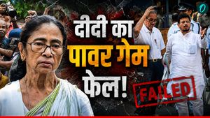 बंगाल में 'खेला'! 60 विधायकों की बगावत के बाद अब ममता की 'दिल्ली टीम' खतरे में? क्या 28 सांसद भी बदलेंगे पाला