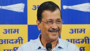 क्या पुरानी गाड़ियों में ई-20 का इस्तेमाल सुरक्षित? केजरीवाल ने 29 ऑटो निर्माता कंपनियों को लिखी चिट्ठी