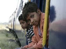 Hindu org demands ban on Slumdog Millionaire