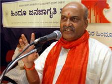 V-day: Pramod Muthalik in police custody till Feb 14