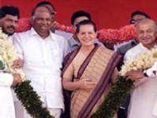 Sonia, Pawar to rally for Praful in Maharashtra