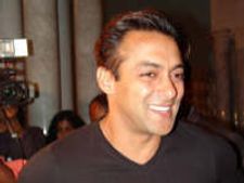 Manmohan Singh is a genius: Salman Khan