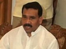 IT Officials raid ex Jharkhand CM residence