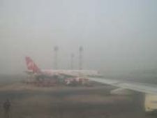 Foggy weather affects flight movement at Srinagar airport