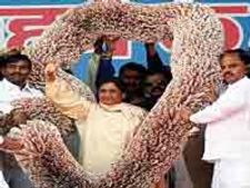 Kerala: BSP workers protest cartoon on Mayawati
