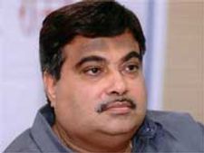 BJP meet: Gadkari indirectly slams Sonia & Rahul