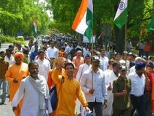 Police foils demo before PM, 12 Hazare supporters detained