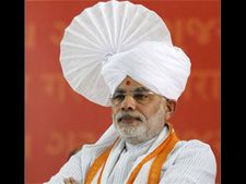 Cong advertisement in Gujarat praises Modi!