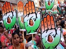 Cong assures to develop Nagpur as Singapore;BJP ridicules idea
