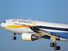After Ayesha Takia, Abhishek miffed with Jet Airways