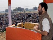 Oppn 'minting money' from Noida: Rahul Gandhi