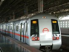 Commuters suffer as Delhi Metro service disrupts
