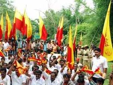 Cauvery row: Several trucks stranded near K'taka-TN border