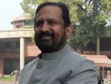 Suresh Kalmadi not to contest Indian Olympic Assn elections