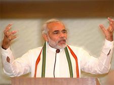 Narendra Modi meets RSS leaders in Nagpur