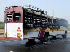 2 farmers killed in Maha violence, 3 policemen injured