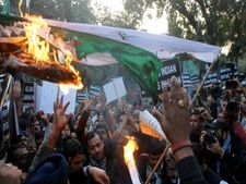 Killed jawan's father wants 