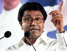 NCP workers attack Raj Thackeray's convoy, brawl follows