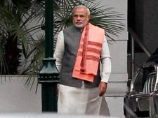 Narendra Modi to stay away from VHP's Ram temple meet