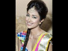 'Shocked' by Jiah Khan's death, boy commits suicide