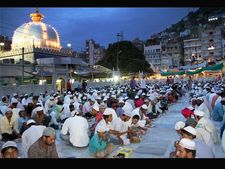 Ramzan and Rath unite Ahmedabad  (in pics)