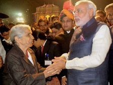 Narendra Modi and Gujarat Governor at loggerheads over Lokayukta Bill