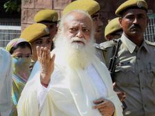 Twist in Sexual Assault: Asaram becomes Ghajini, forgets raped sisters