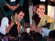 Sonia was breathless when she reached hospital: Rahul Gandhi
