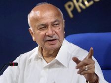Hafiz Saeed could be near LoC to facilitate infiltration: Shinde