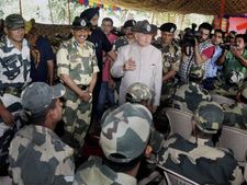 Shinde makes aerial survey near J&K border, visits terror attack sites