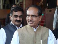 MP polls: Shivraj Singh Chouhan's 'Jan Ashirwad Yatra' ends in Indore
