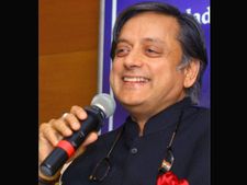 Justice should be meted out in Tejpal case: Shashi Tharoor