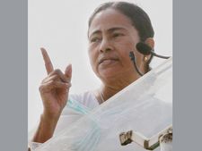 Like-minded parties need to capture power at Centre: Mamata