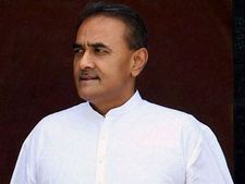 Praful Patel hits out at AAP, BJP over Delhi stone-pelting incident