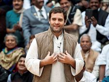 Rahul Gandhi compares Narendra Modi to Hitler