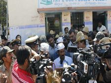 AAP volunteers hunting for a house for Kejriwal in Varanasi