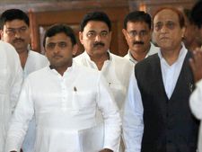 Video: Azam Khan kicks up another row, drags Kargil into campaign