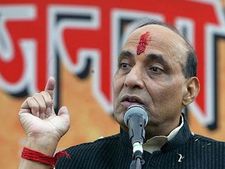 Congress responsible for poverty: Rajnath Singh