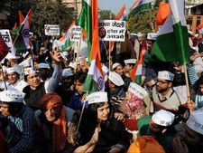 Call and campaign for Kejriwal, Vishwas from anywhere in India