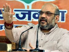 Amit Shah rejects Priyanka's attack on Modi on Snoopgate