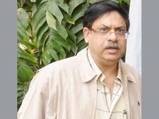Modi only one to inspire confidence among people: Advani's son