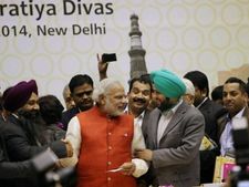 Cong has accepted defeat as it plans to support Third Front: Modi