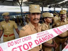 Chennai train blasts: Police looking for 'bald man'