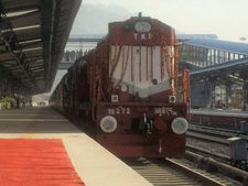 Special train between Vijayawada and Ahmedabad