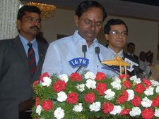 KCR vows to make Telangana a model state, root out corruption