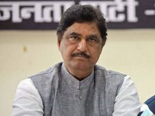 Madhya Pradesh CM Shivraj Singh Chouhan condoles Gopinath Munde's death