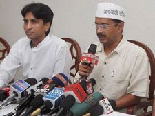 Arvind Kejriwal, Kumar Vishwas spend big bucks during LS polls 