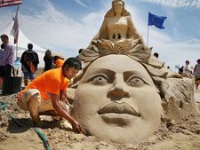 Odisha artist wins international sculpting award